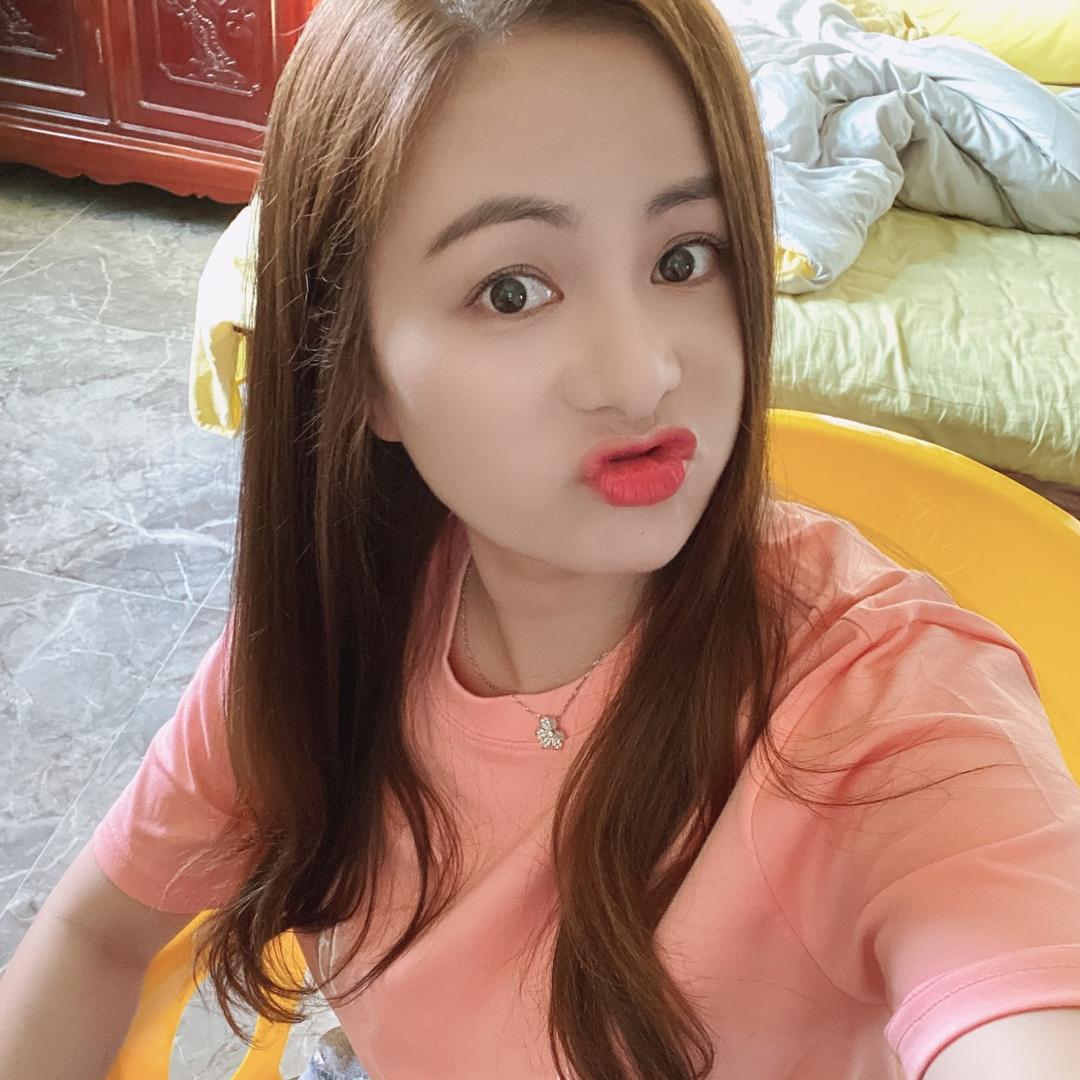 小爱妈（小小爱妈）😄😄