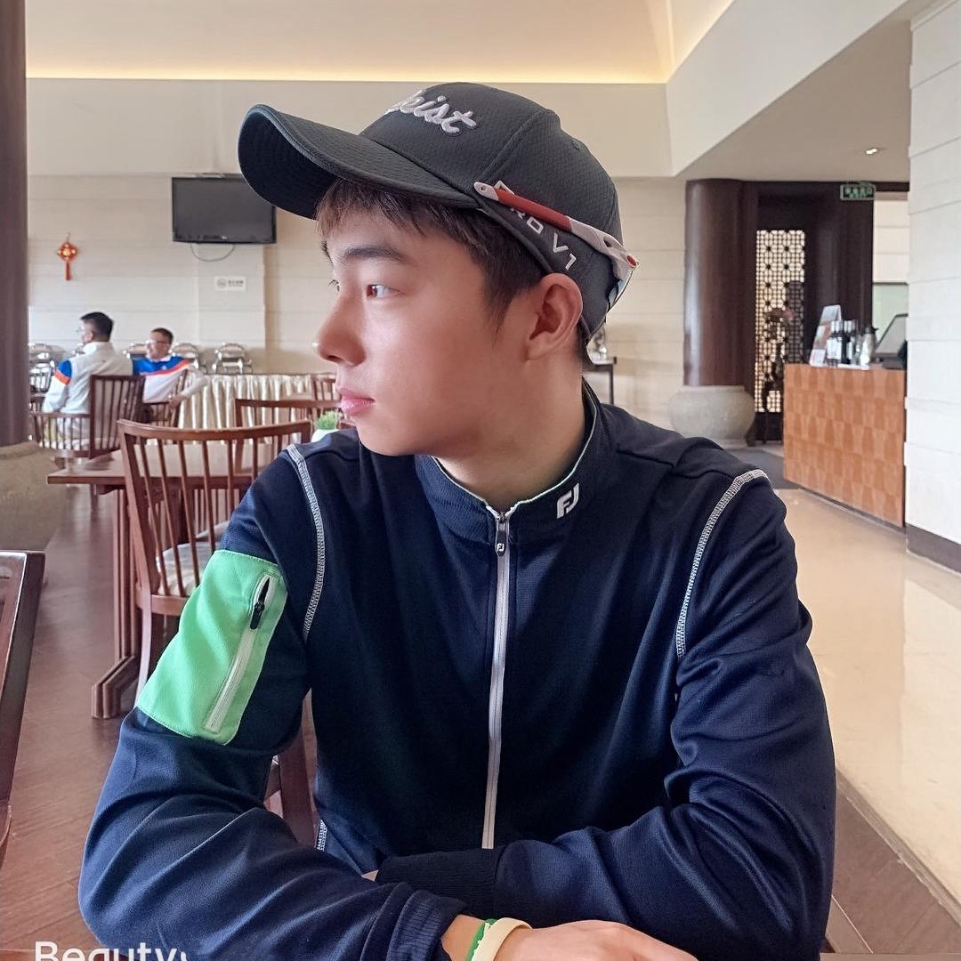 三杆出门⛳️