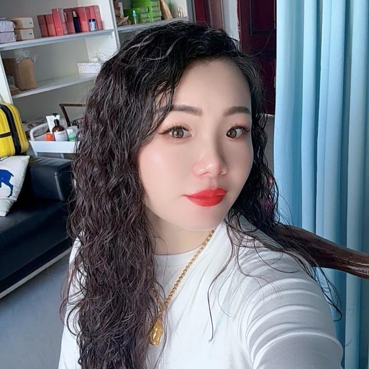 李燕、（痣、斑、痘，疤痕）