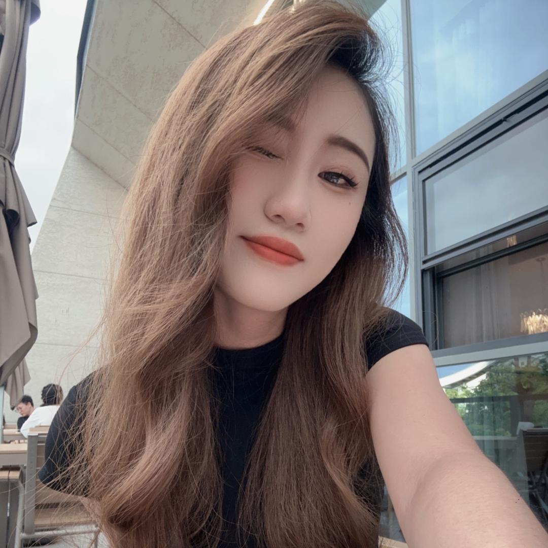 高冷的小咪猪