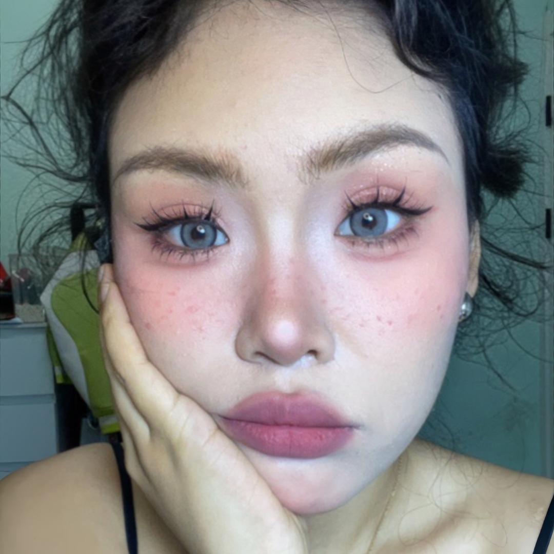 黑皮李子
