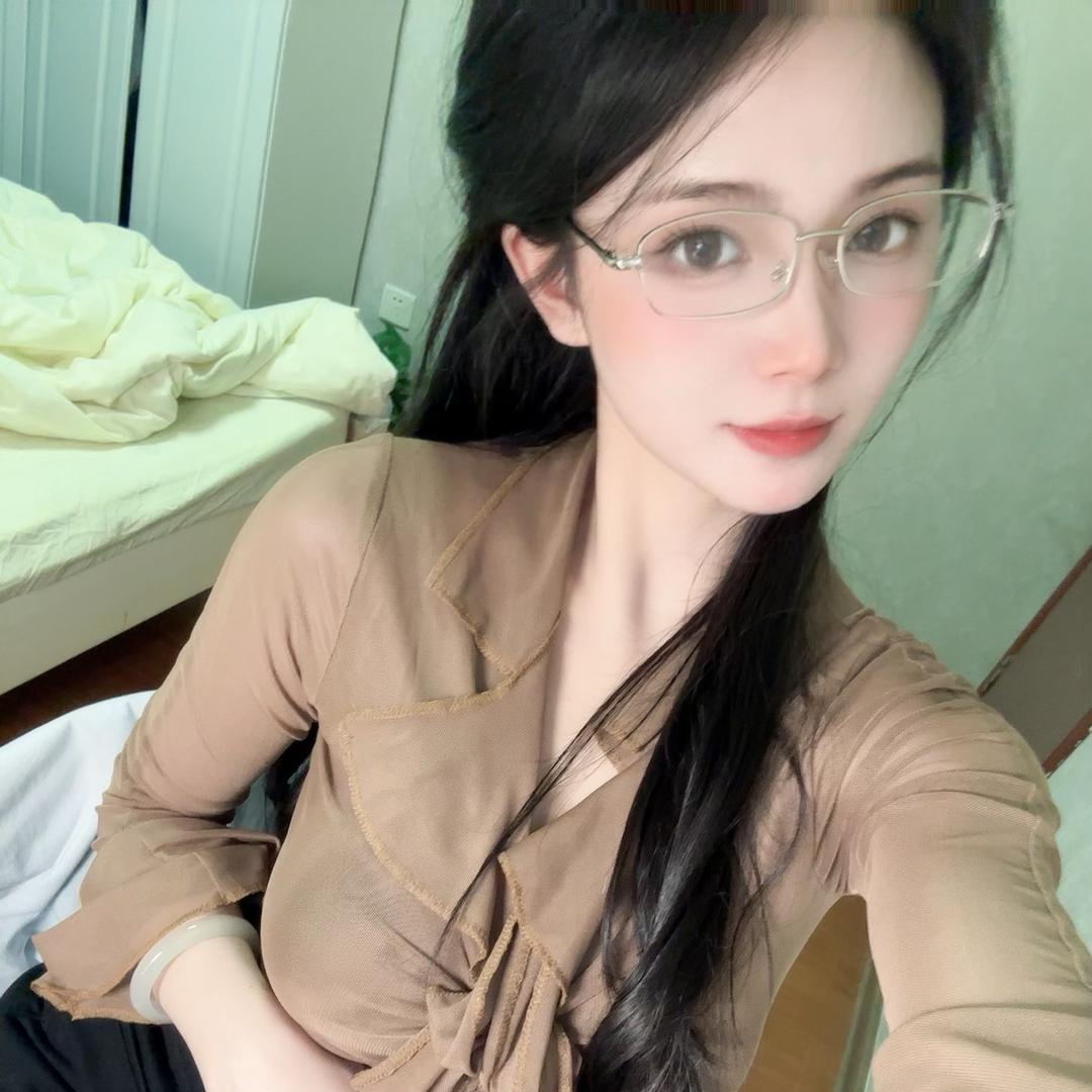 是汐汐呀ss