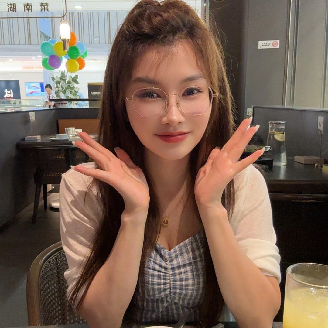 小姐妹～绵绵羊🐏