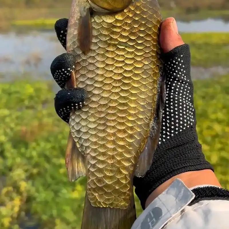 小应户外垂钓用品优选店