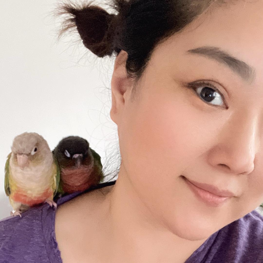 👧🏻     L      👧🏻