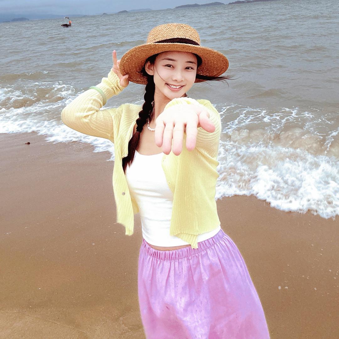 小丸子(9月2号蓝月亮洗衣液工厂溯源)
