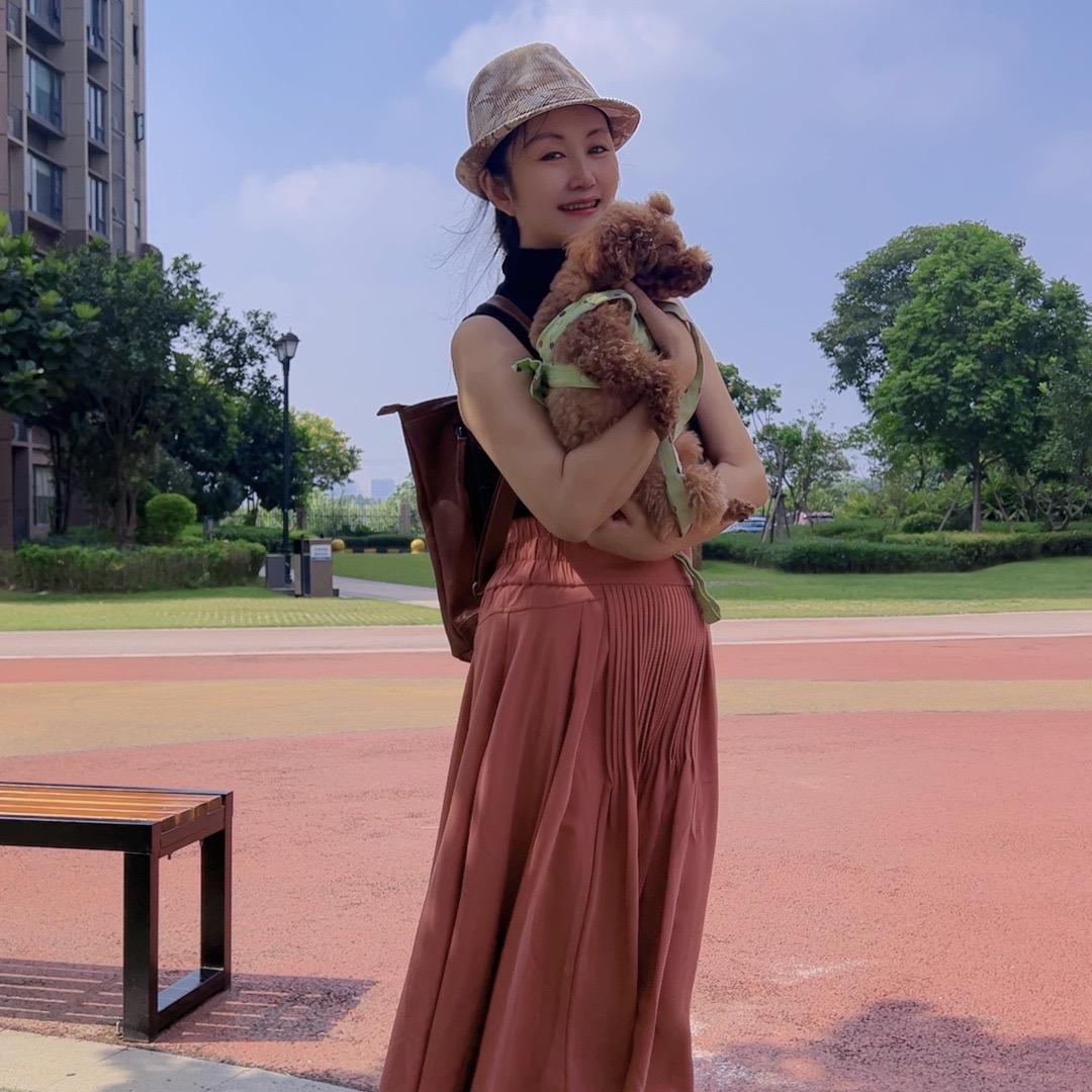 刘美丽服饰穿搭