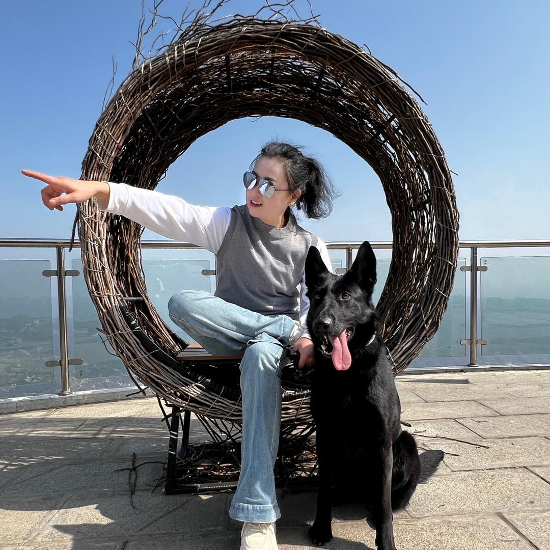 嗨皮是条小东德