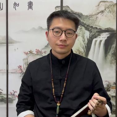 w古青先生（结缘商品在橱窗）