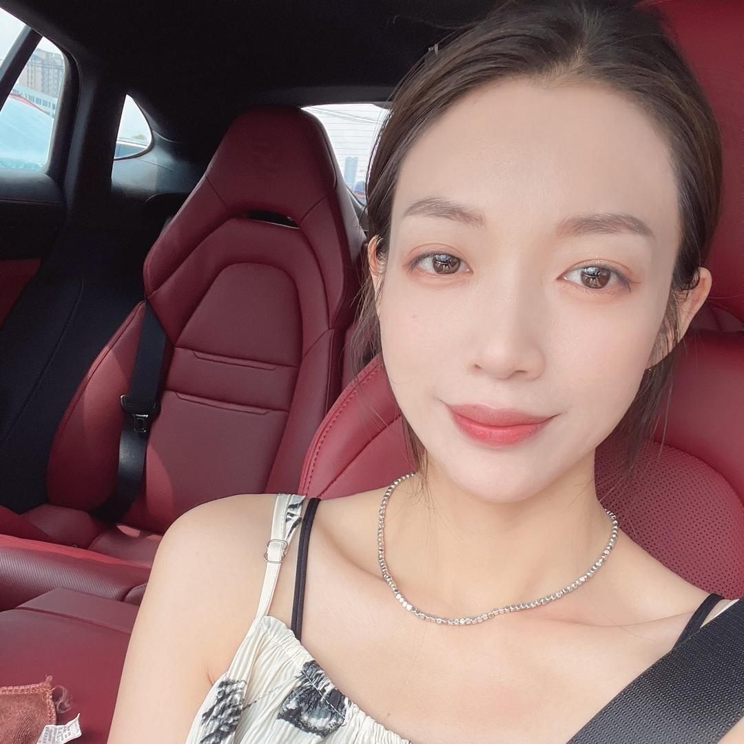 房小姐