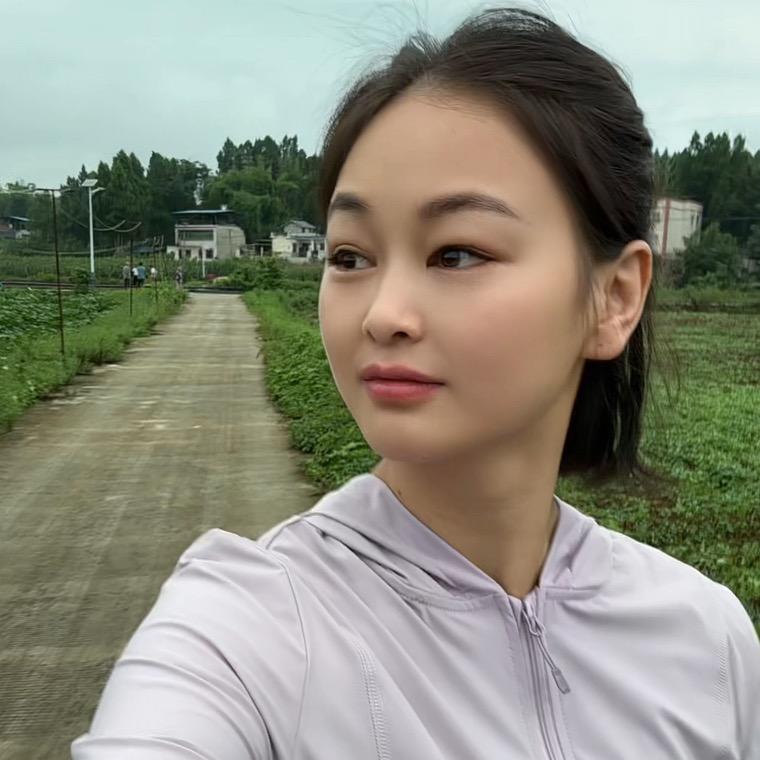 杨嘚嘚