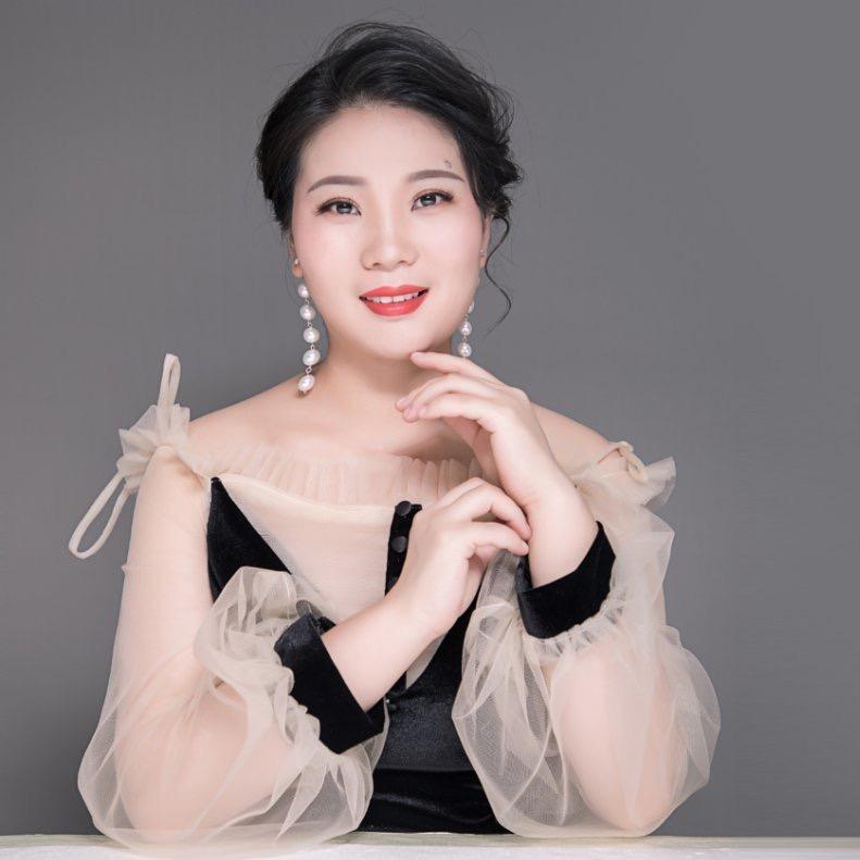 歌畅老师教唱歌