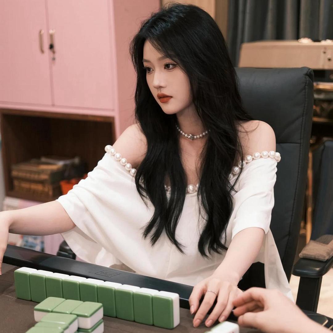 迷人的小月亮🌜