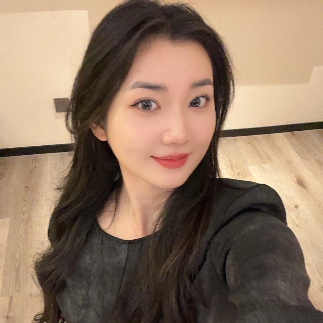 铁锅辣妹