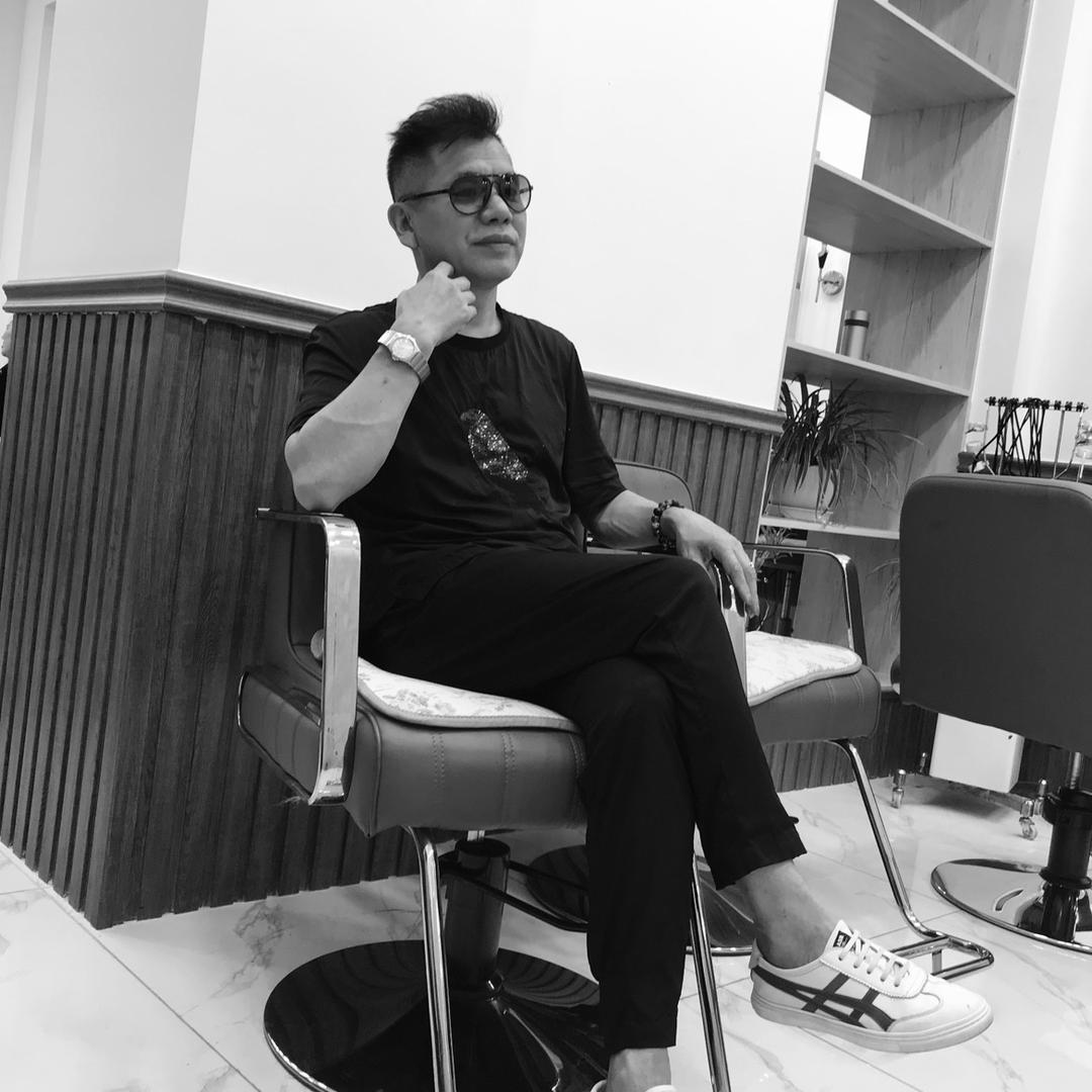 南站标榜发廊💈小平店长