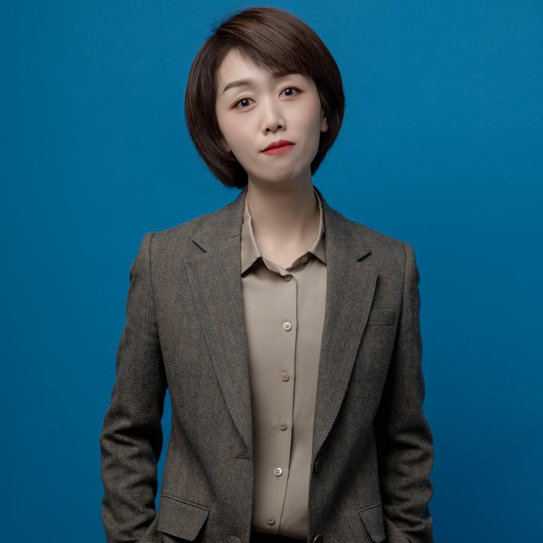 梁艳美睫