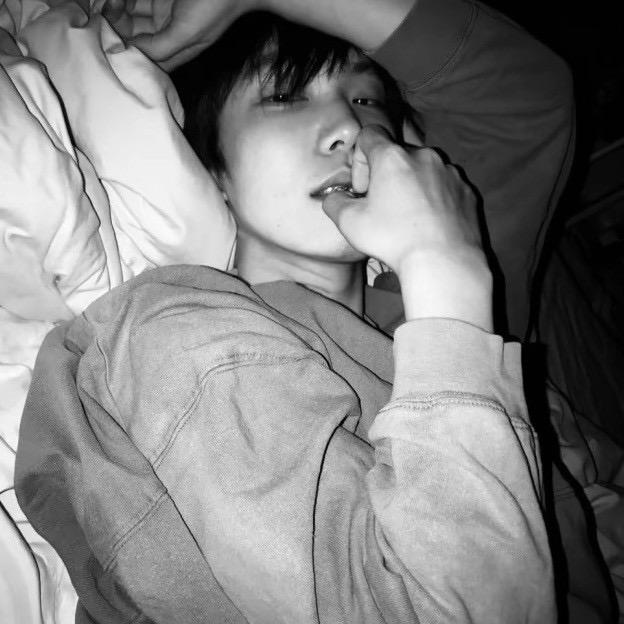 23h