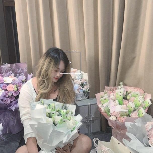 ❥꒪ั💋周 周