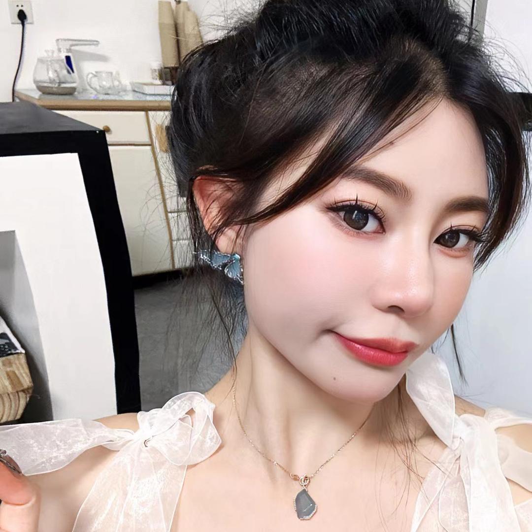 是双双吖🖤