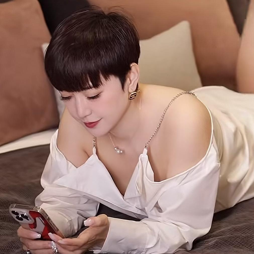 偲宇