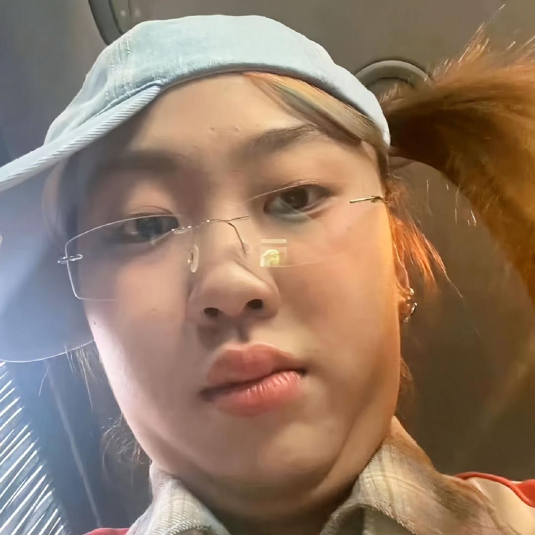 嗷卵犟