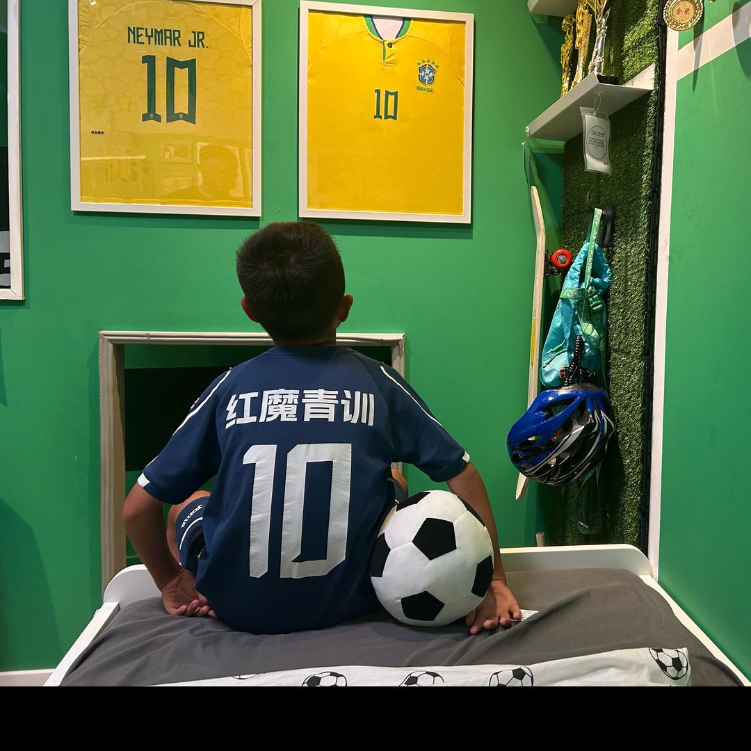 2016 红魔小范 ⚽️