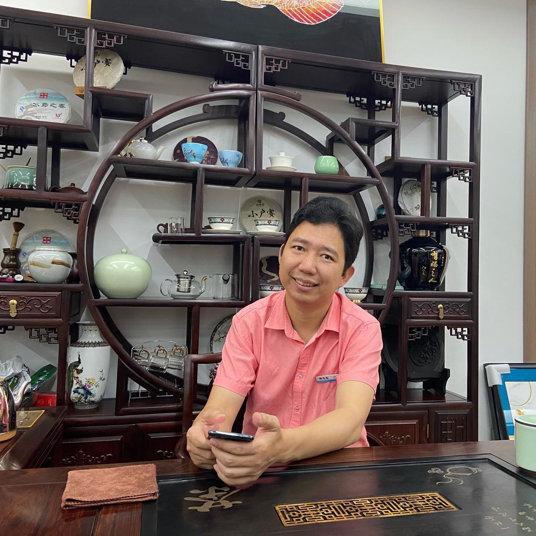 蒂彩工艺钟玉龙