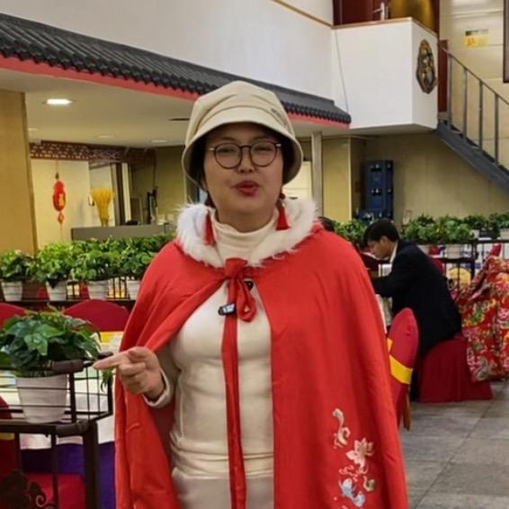 红衣女侠～陈姐