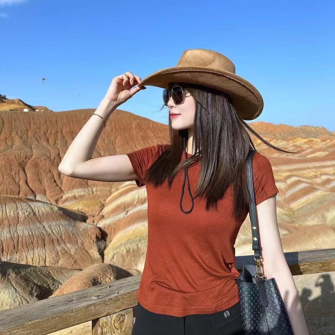 萌姐定制百变穿搭