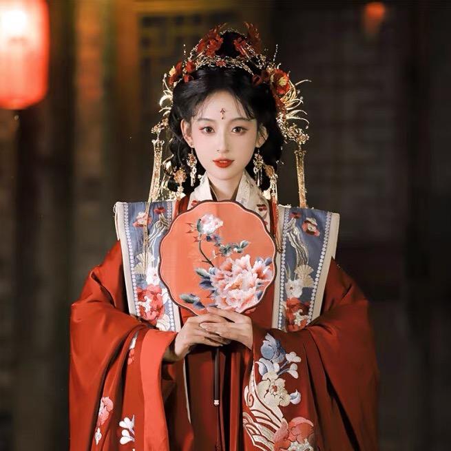 嗳裳中式嫁衣秀禾服