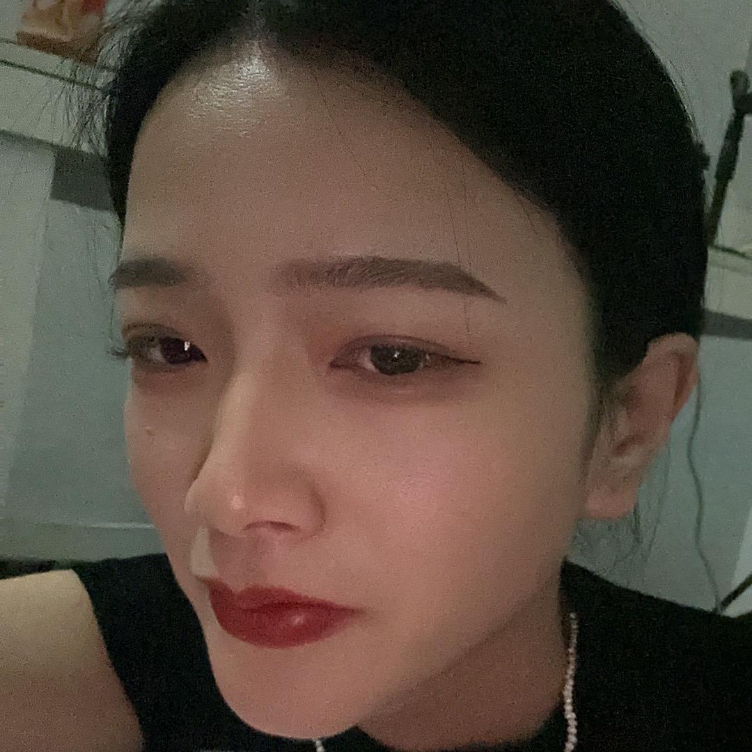 圆圆 （很要强）