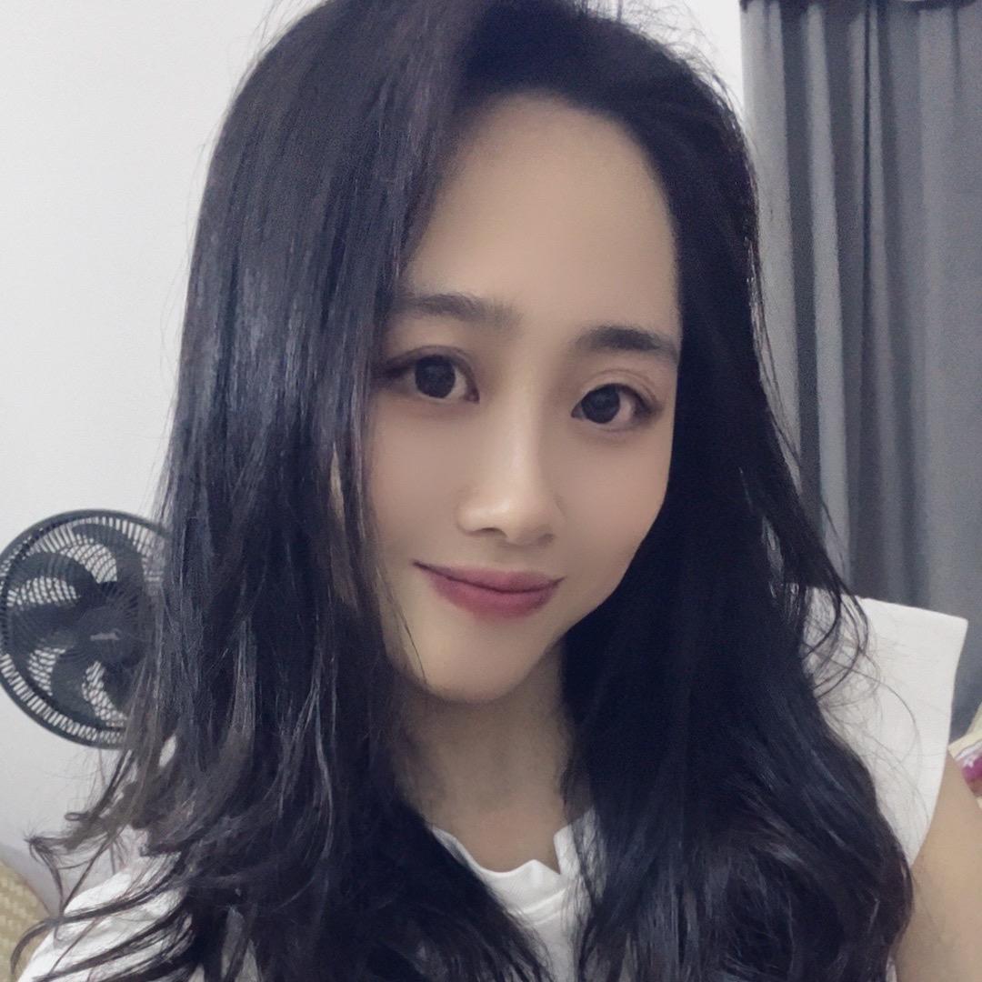 Yan严小姐（请勿连赞）