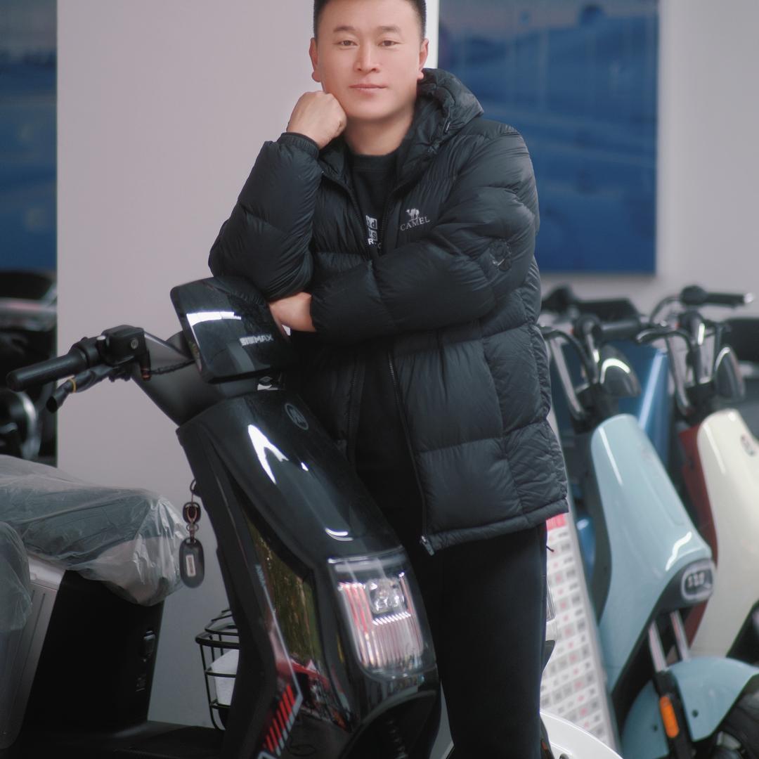 爱玛电动车陈良平