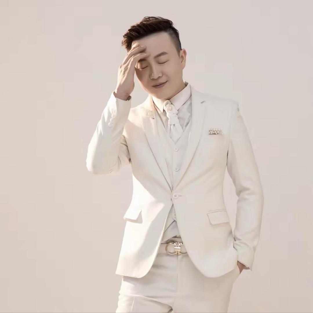 汪小锋-（白哥染发团队）