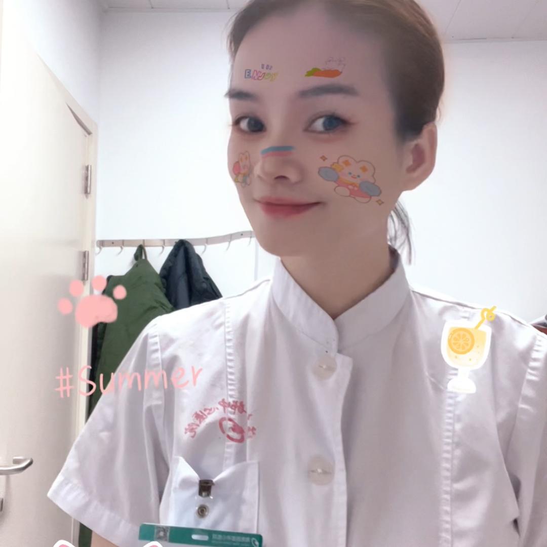 小小芳