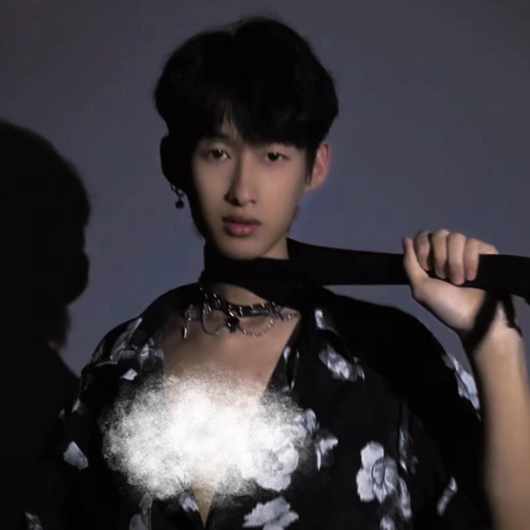 川上秋裤⁰⁴⁰⁸