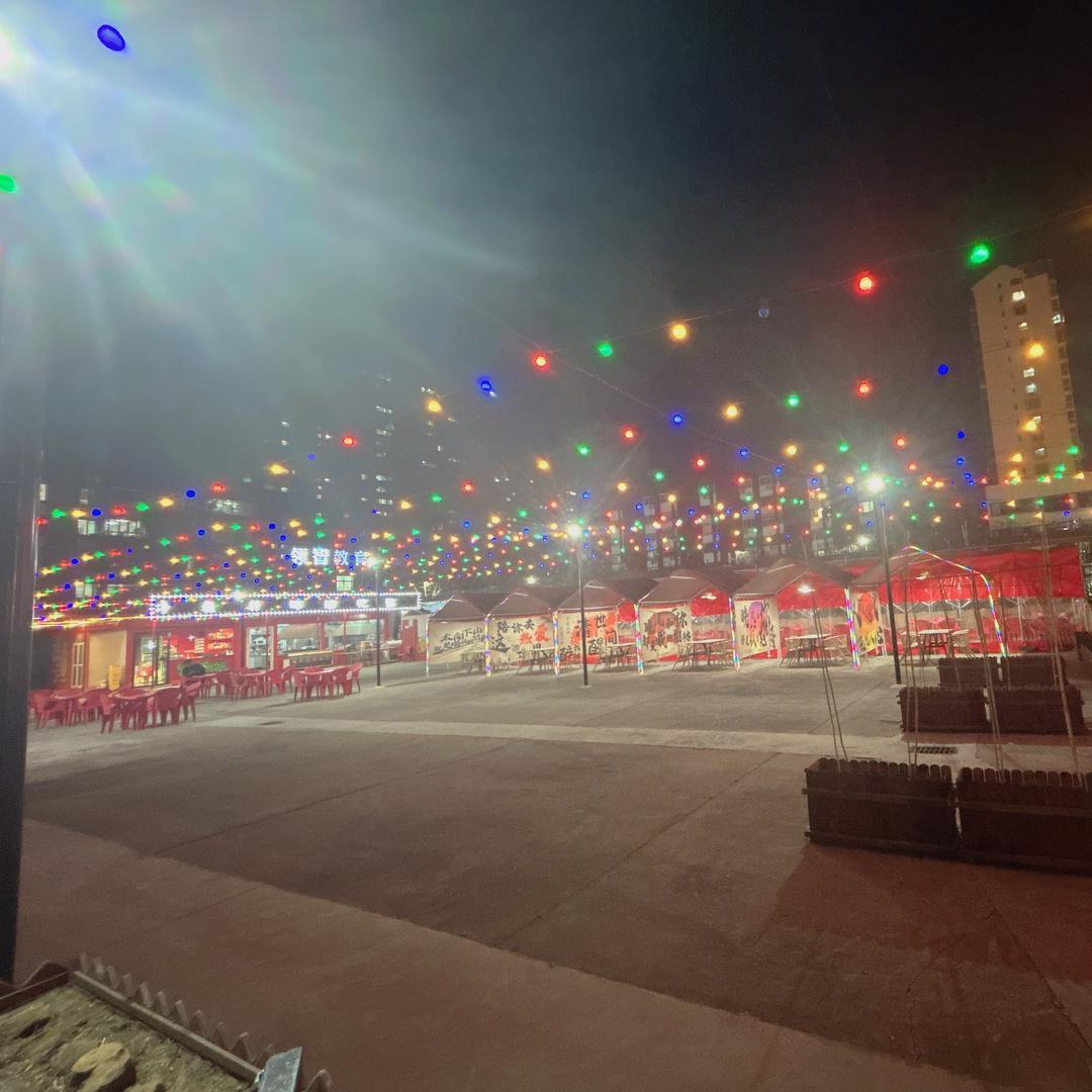 小滨烧烤龙虾大院
