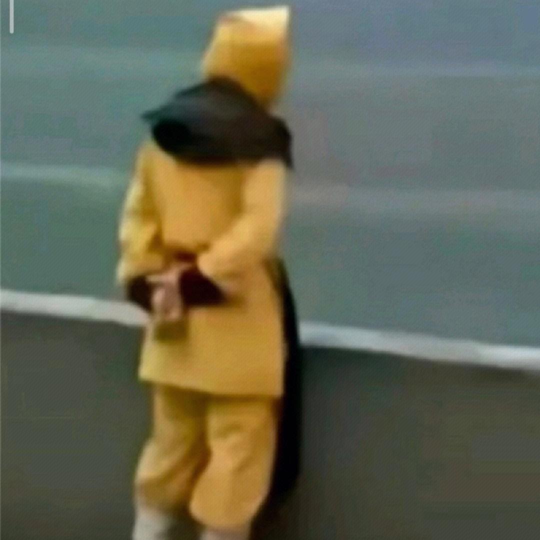 牛爷爷cos壮壮爸想看壮壮妈勾搭胡英俊！