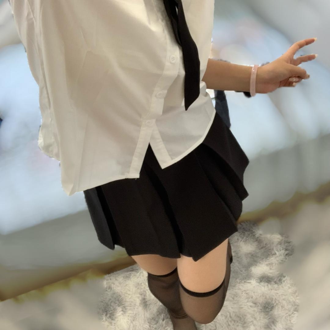 缘W微霞甄选