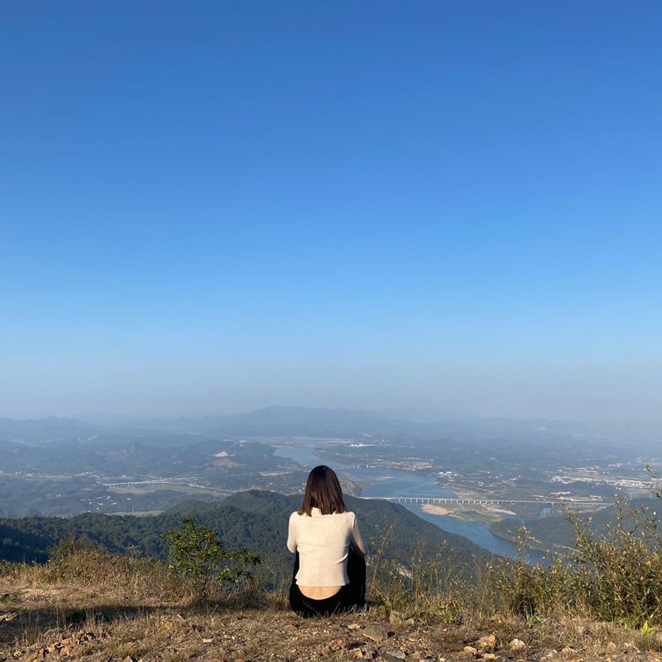 小秋同学