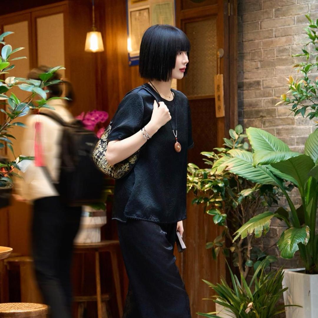 宫小妍新中式穿搭