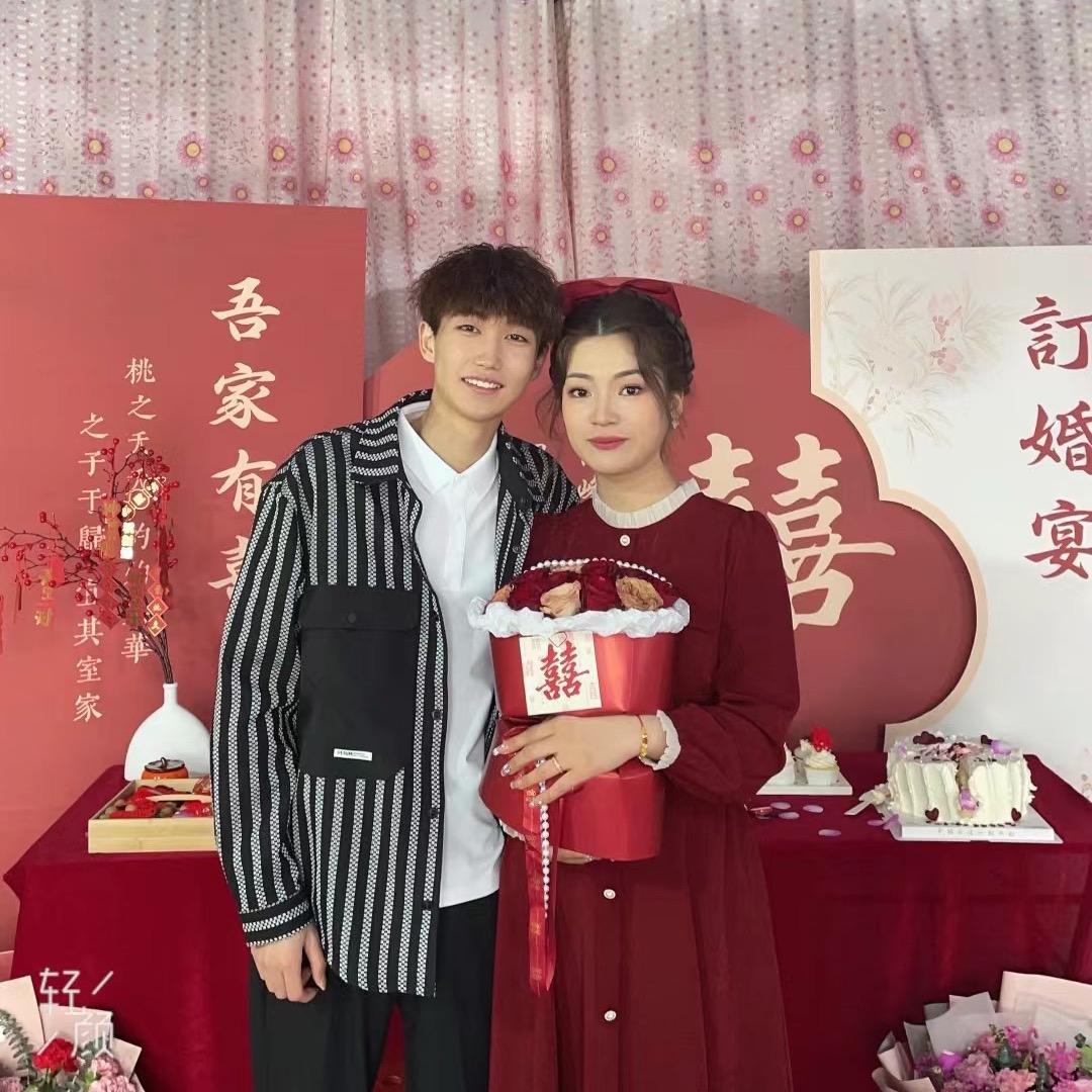 佳峰和慧（月子中）