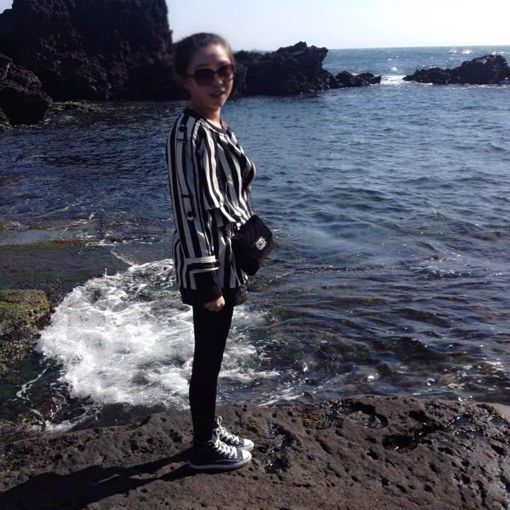 小美   💃
