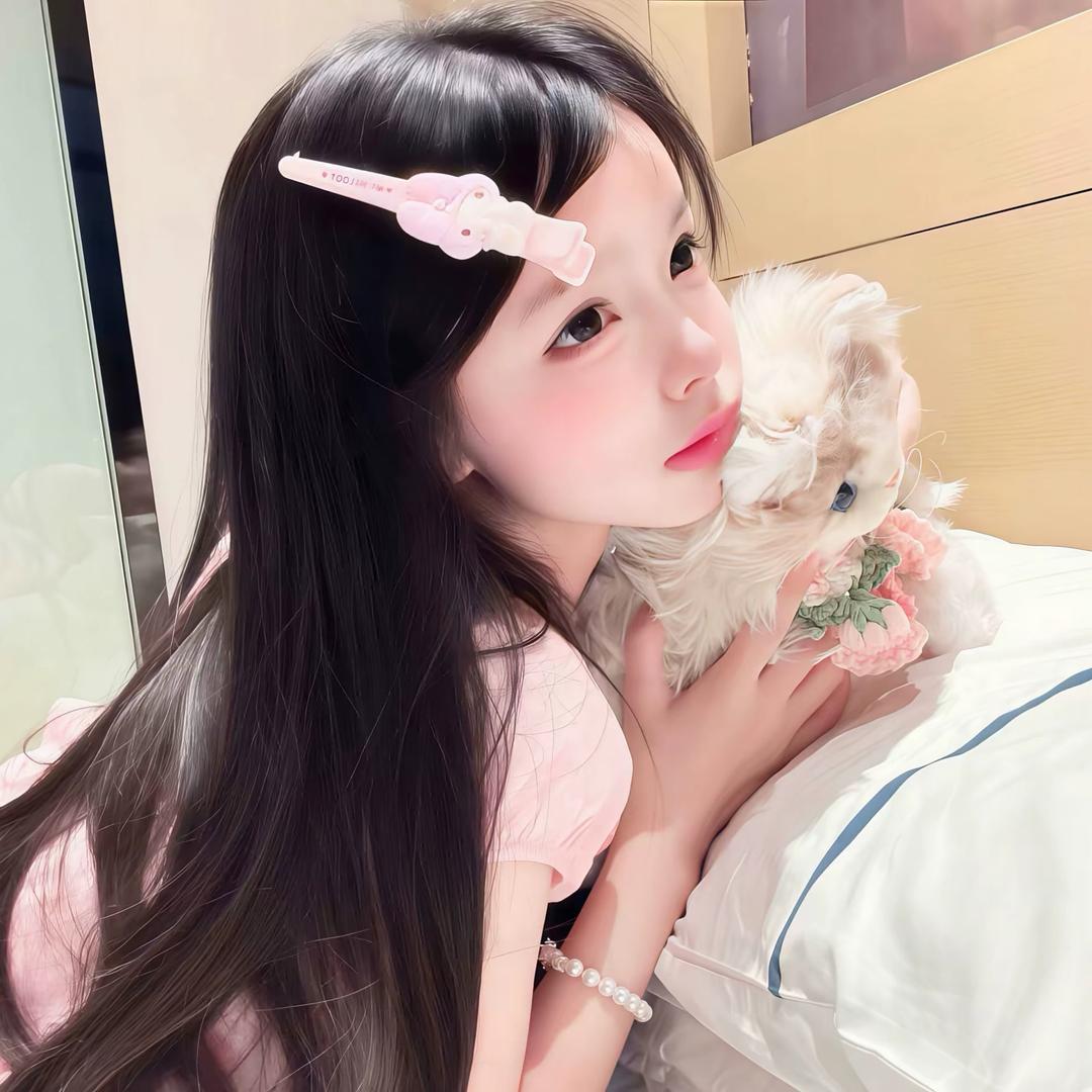 ✨太萌被肘击✨