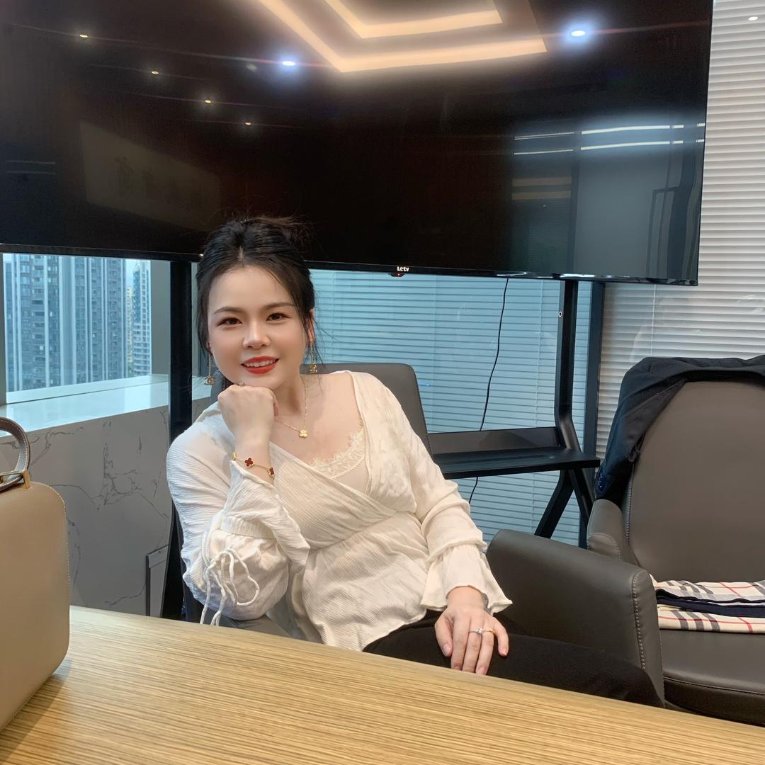 在娄底开潮奢馆的云公子