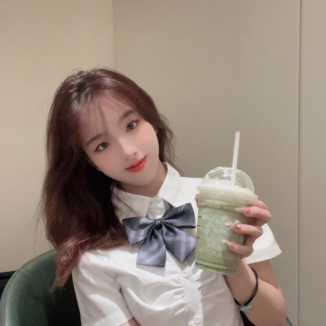 @纯纯