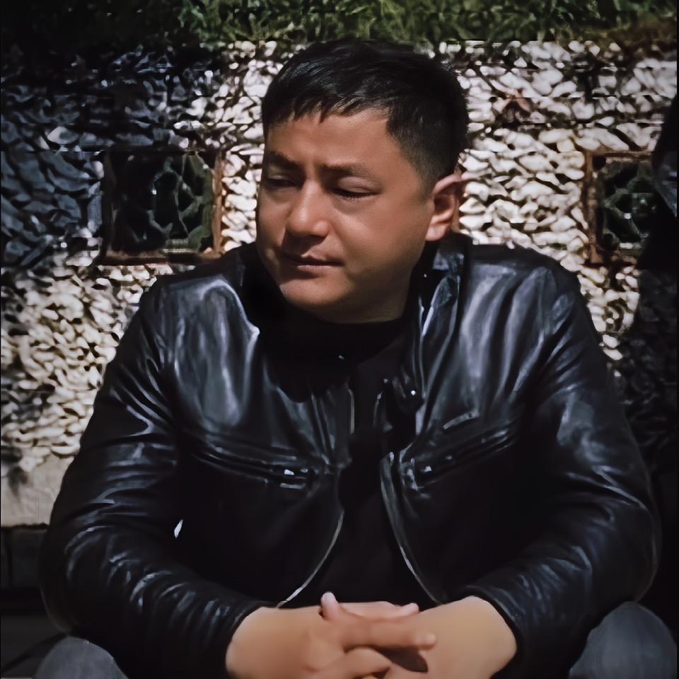 江丰（手机摄影）