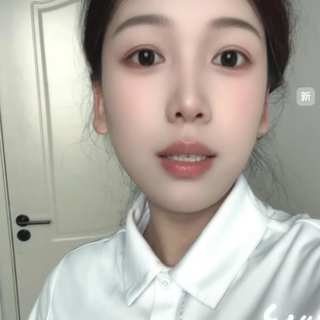 玥玥吖