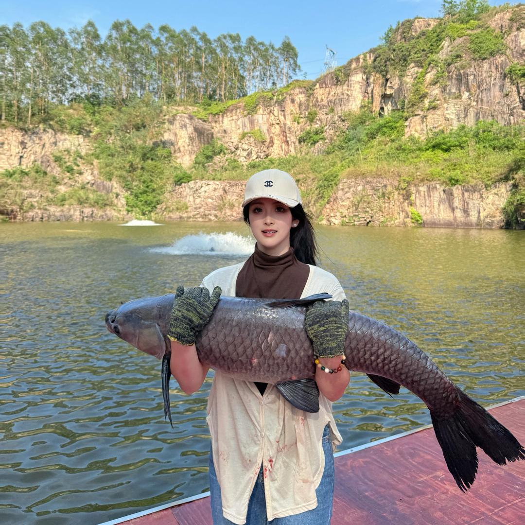 菲菲爱钓鱼🎣（赛事主持人）