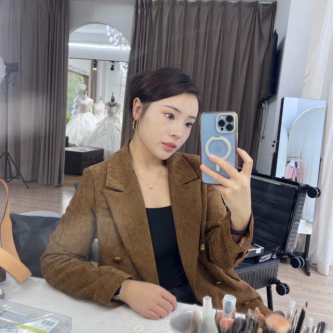 化妆师毛毛毛毛